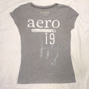 Aeropostale Women’s T-Shirt. Size Large.  Gray.